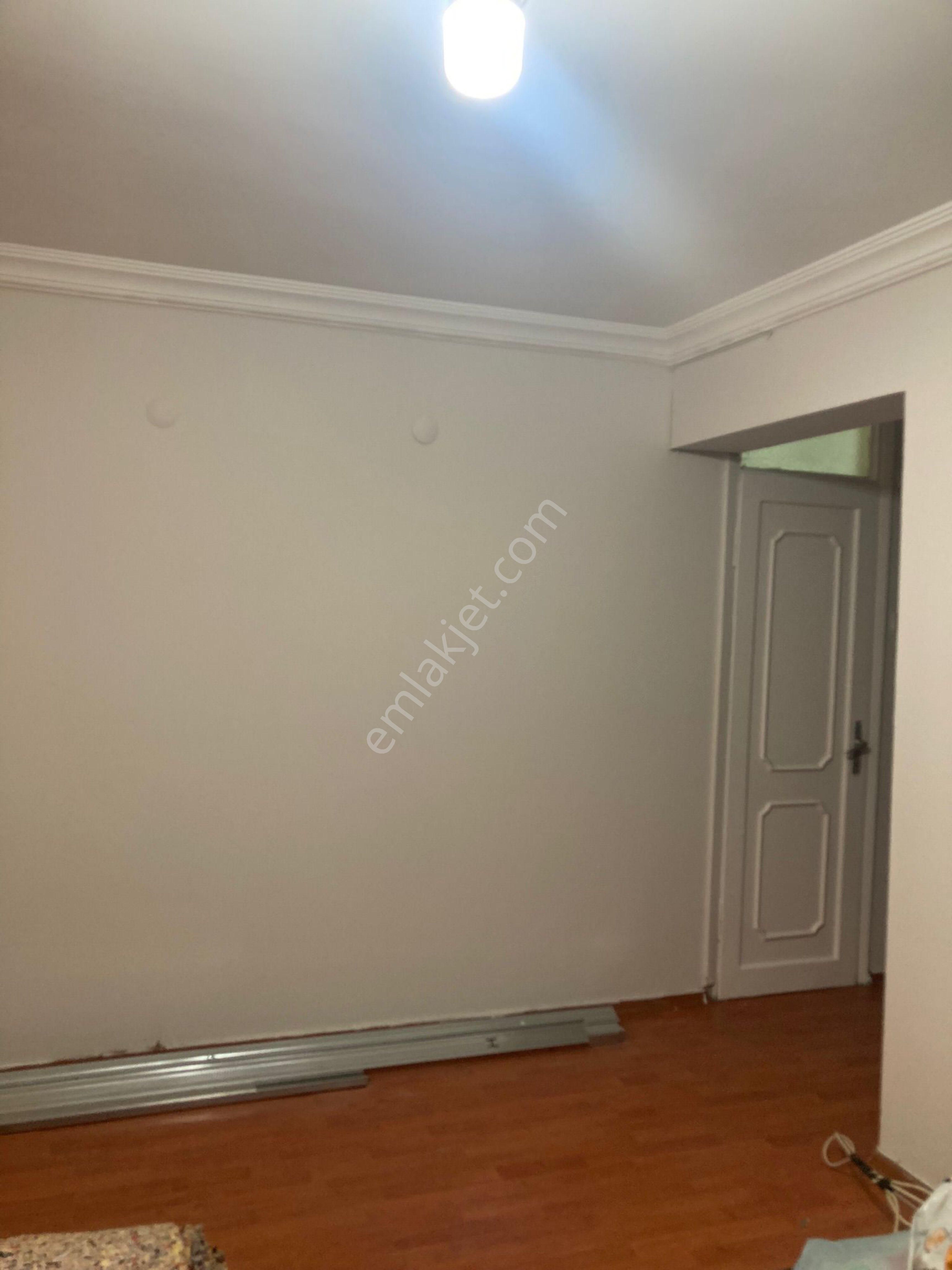 Karşıyaka Çarşı Girişinde Kiralık Ofis - Görsel 8