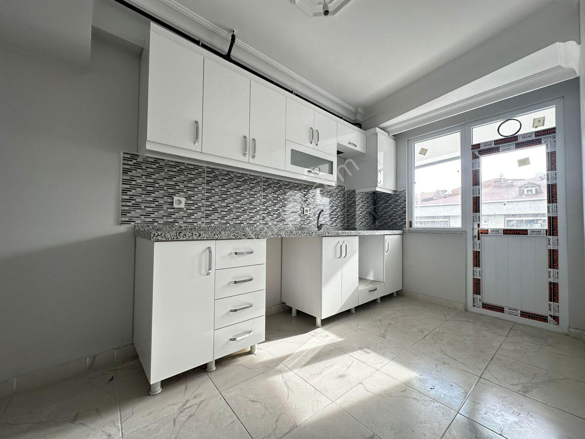 Litros'tan Bağcılar Yüzyıl Mah 3+2 Kredili 3.kat 160m2 Dublex Daire - Görsel 9