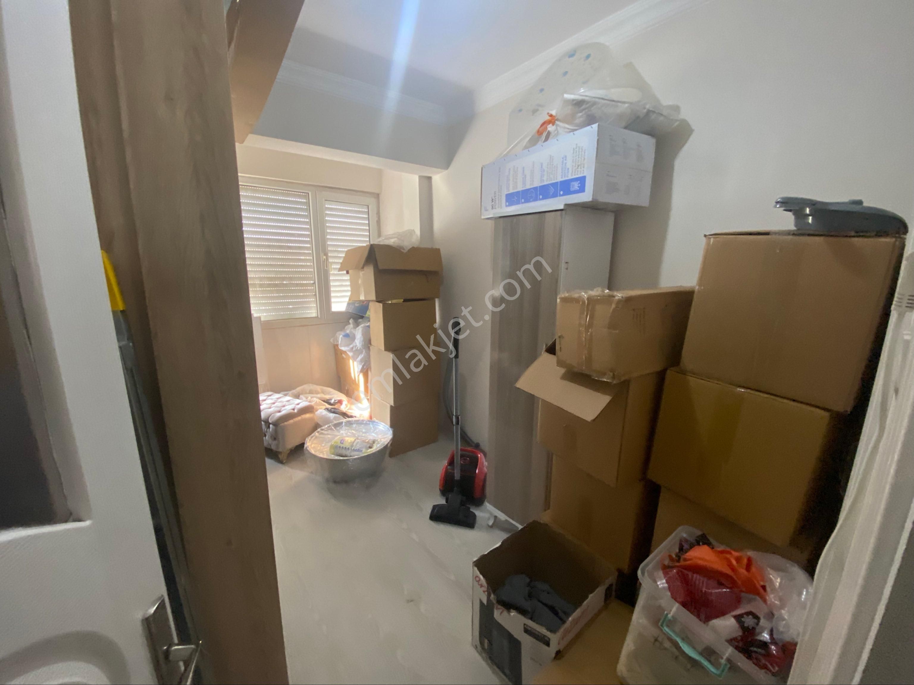 Acill Konak Selçuk Mah.de Eşrefpaşa Cad.si Yakını 2+1 80m2 Ayrı Mutfak Arakat Bakımlı Satılık Daire - Görsel 12