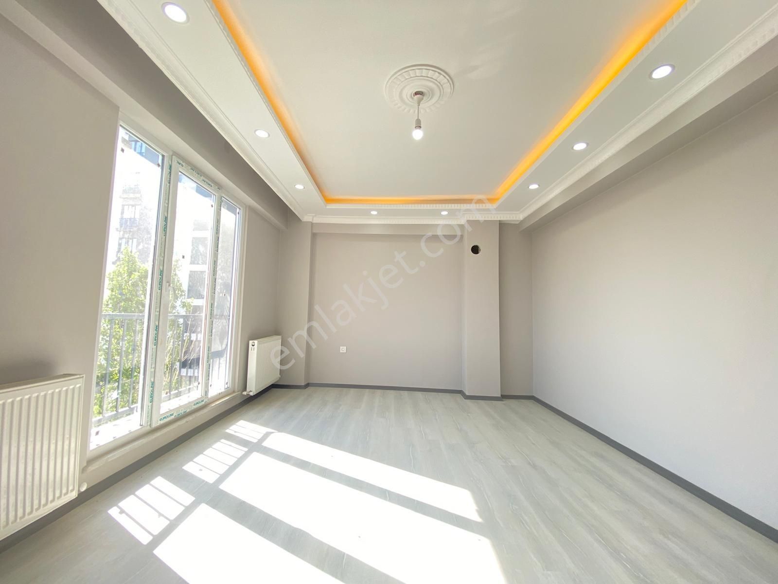 Litros'tan Bağcılar Fevziçakmak Mah 3+2 Kredili 3.kat 160m2 Dublex Daire - Görsel 2