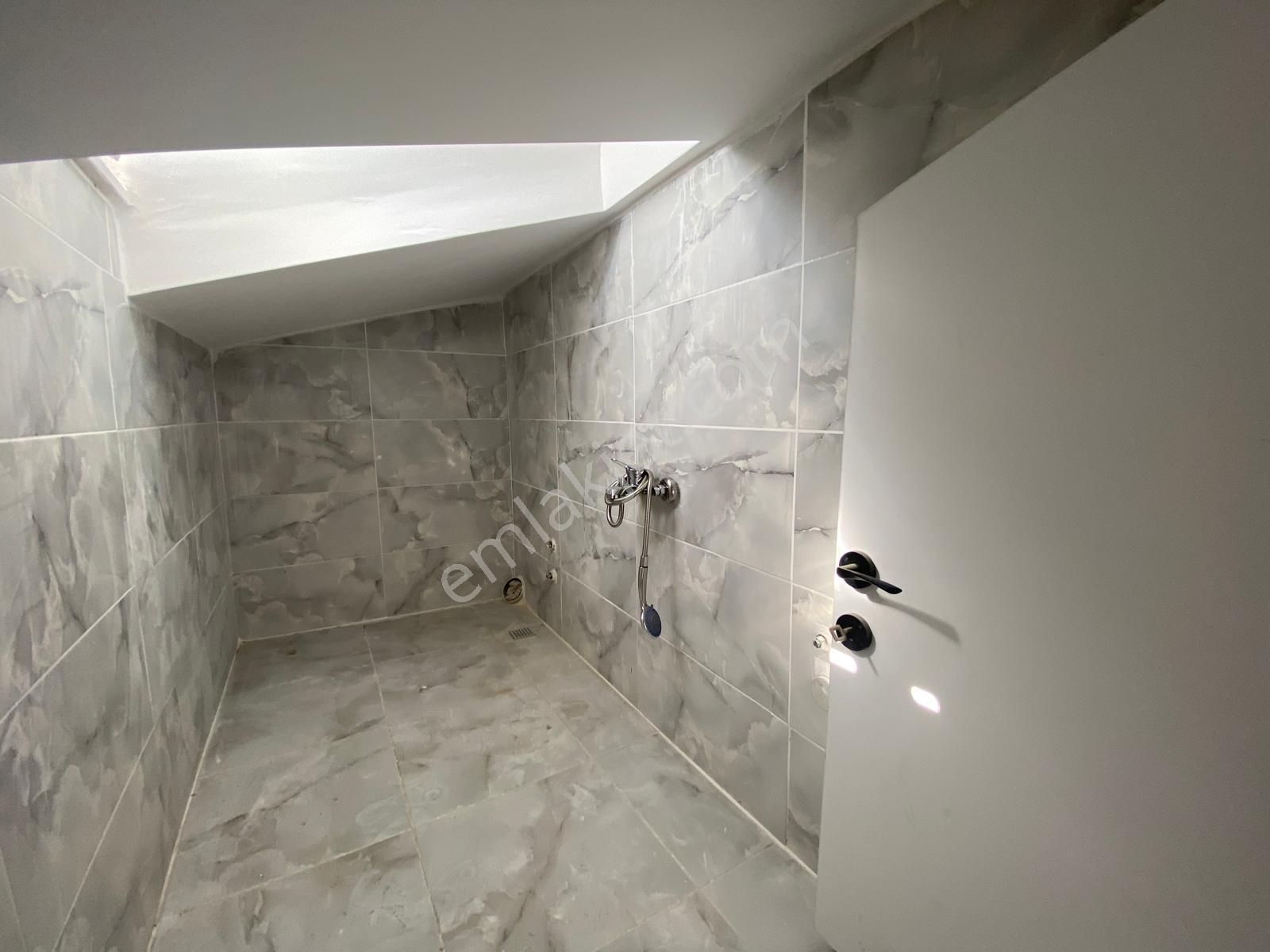 Litros'tan Bağcılar Fevziçakmak Mah 3+2 Kredili 3.kat 160m2 Dublex Daire - Görsel 27