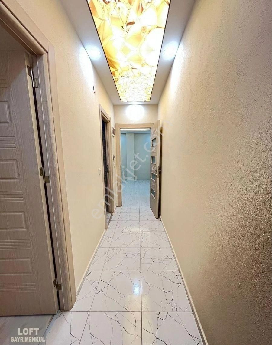 Loft'tan Sefaköy Merkez'de Armoni Avm Yakın Satılık B.kat Dairee - Görsel 3