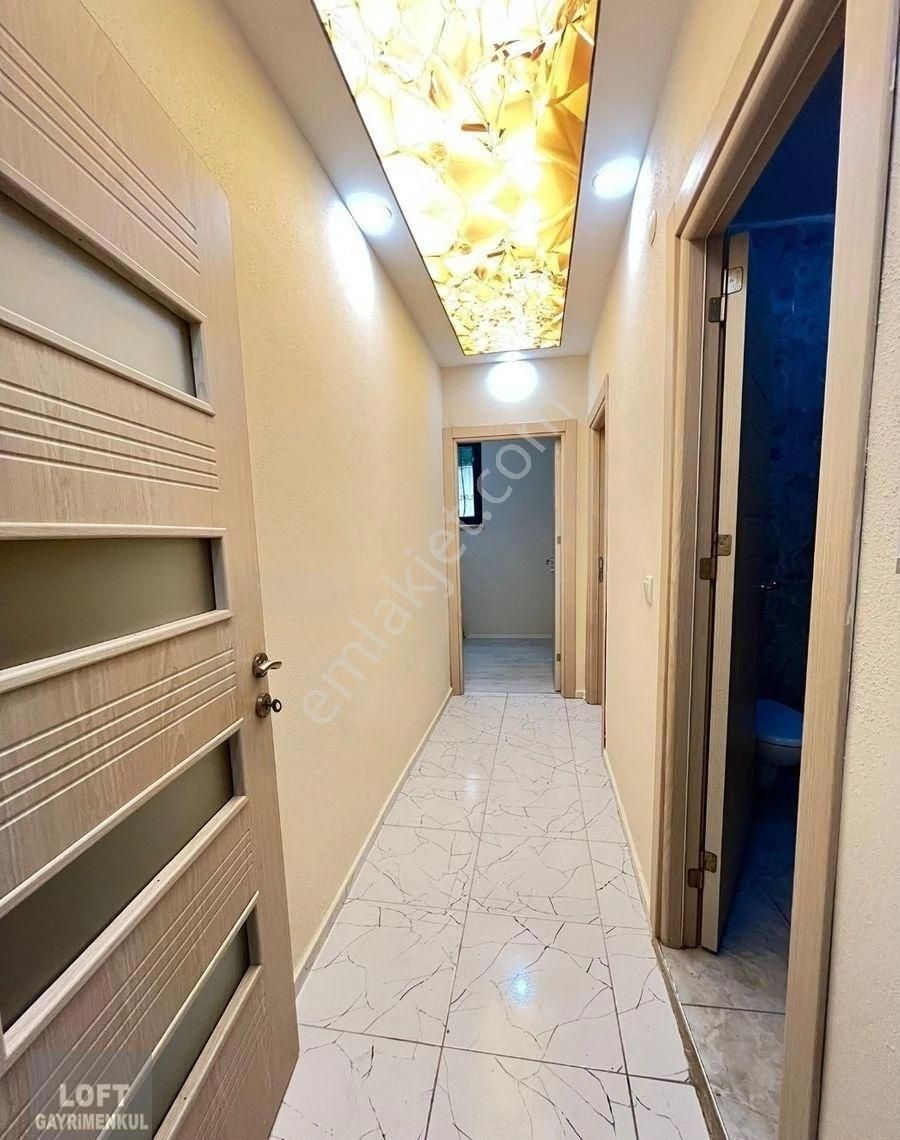 Loft'tan Sefaköy Merkez'de Armoni Avm Yakın Satılık B.kat Dairee - Görsel 2