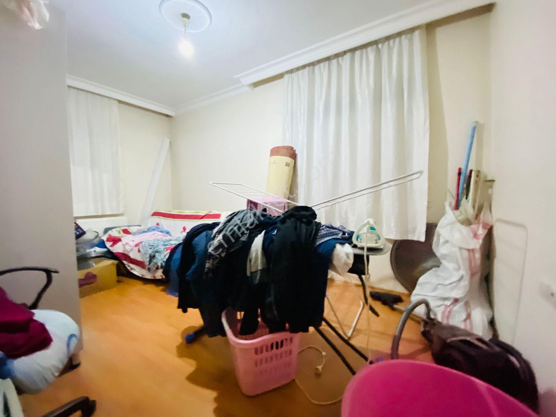 Şahintepe'de Cadde Üzerinde Giriş Kat 2+1 Satılık Daire !!! - Görsel 10