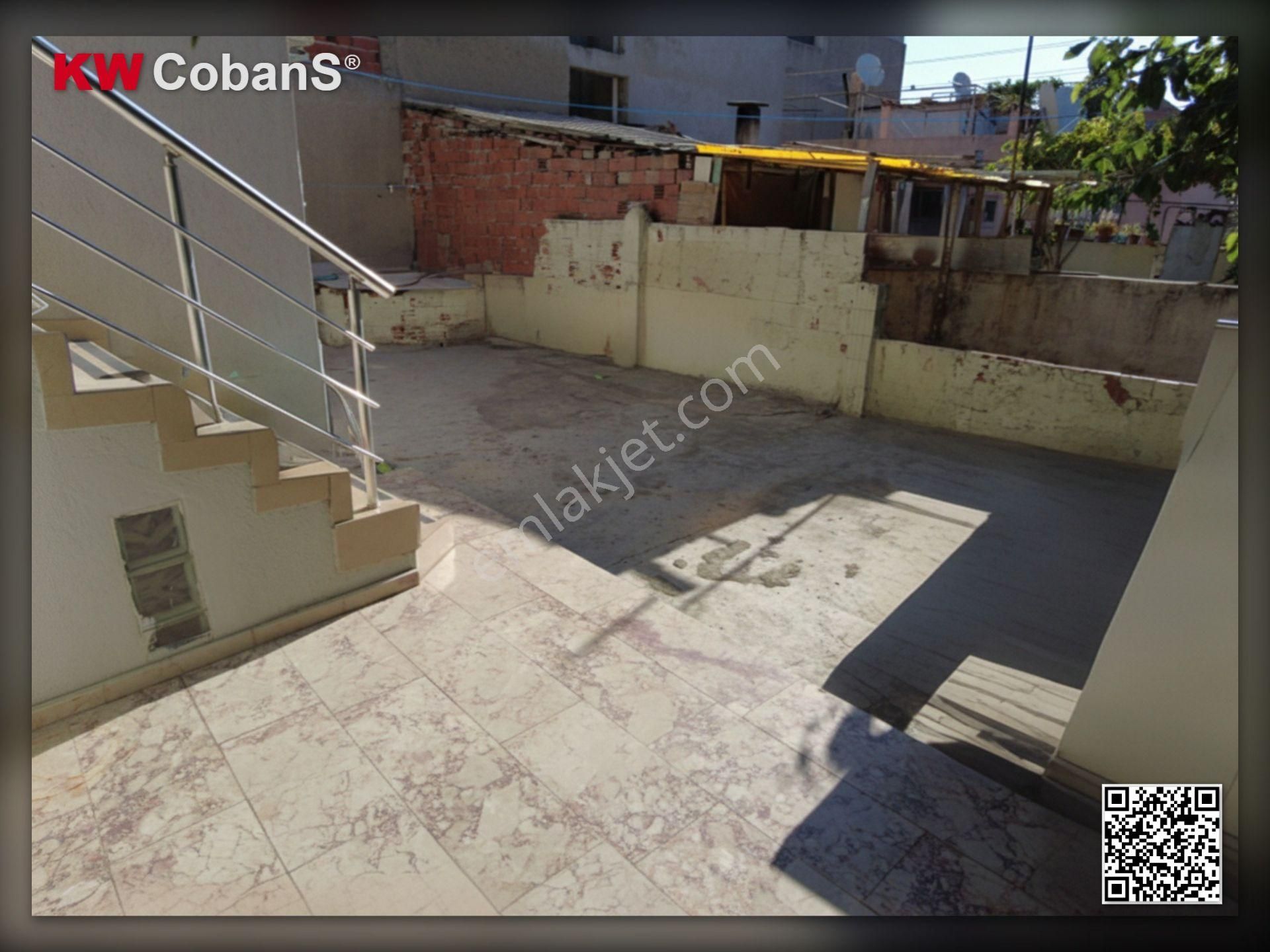 Kw Cobans'tan Bornova Satılık Müstakil, Teraslı Bina, Kat Bahçeli + Dükkan! - Görsel 15