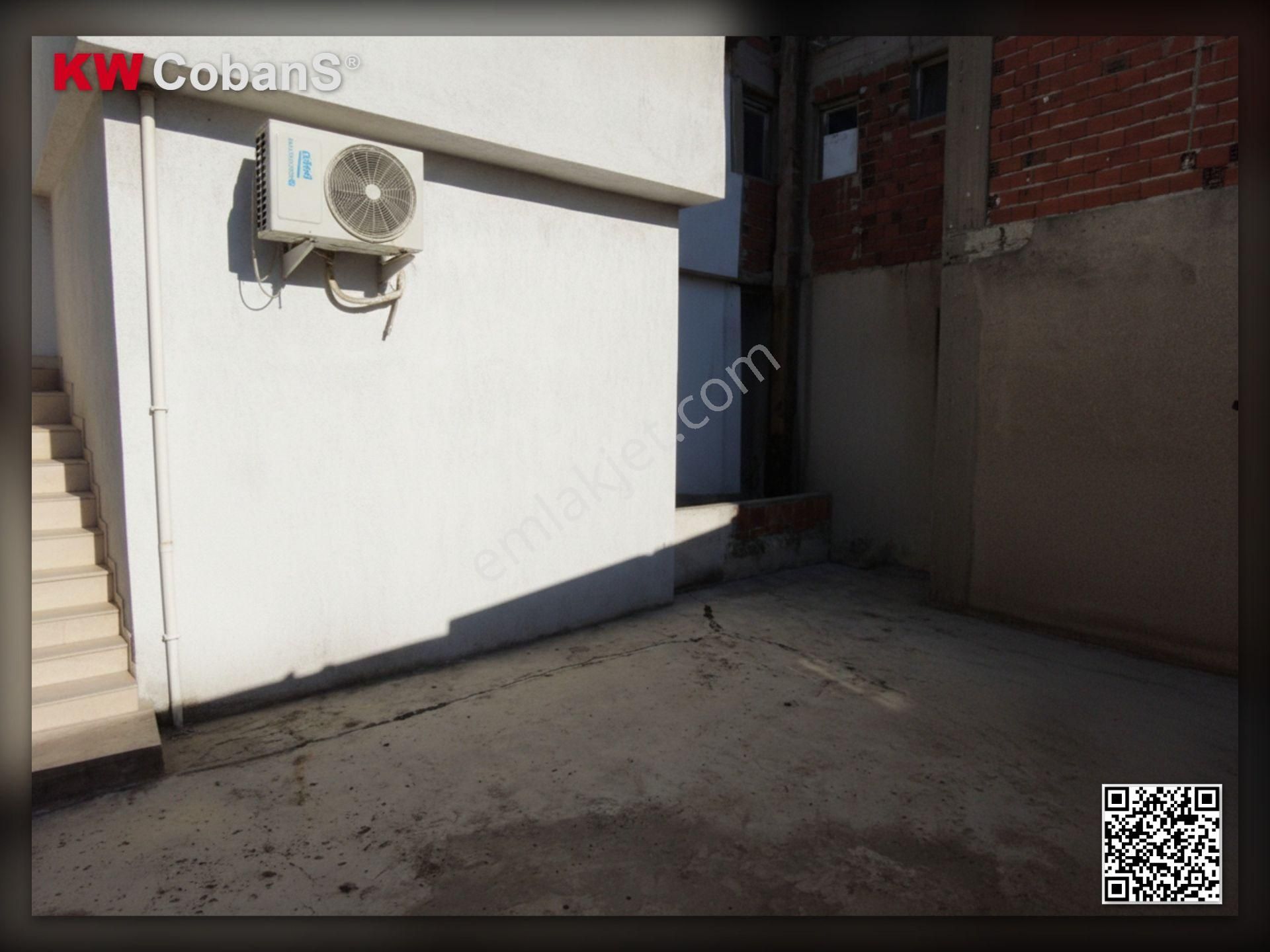 Kw Cobans'tan Bornova Satılık Müstakil, Teraslı Bina, Kat Bahçeli + Dükkan! - Görsel 14