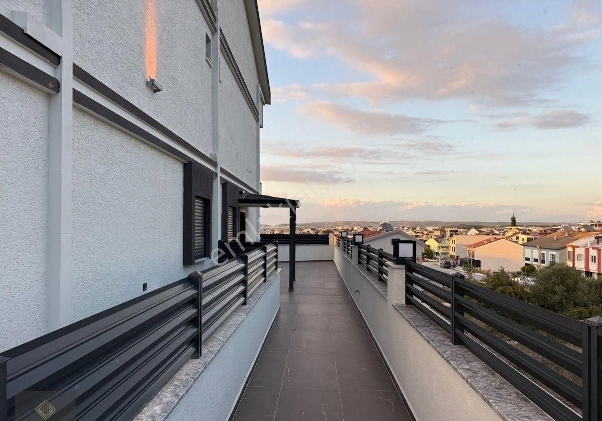 Didim’de Satılık 3+1 Müstakil Bahçeli Müstakil Girişli Ön Cephe Lüks Villa Fırsatı Önü Komple Açık - Görsel 20