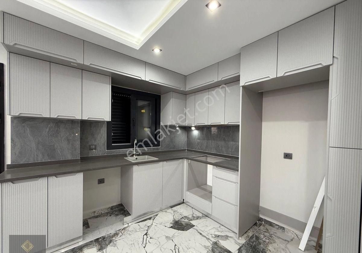 Didim’de Satılık 3+1 Müstakil Bahçeli Müstakil Girişli Ön Cephe Lüks Villa Fırsatı Önü Komple Açık - Görsel 26