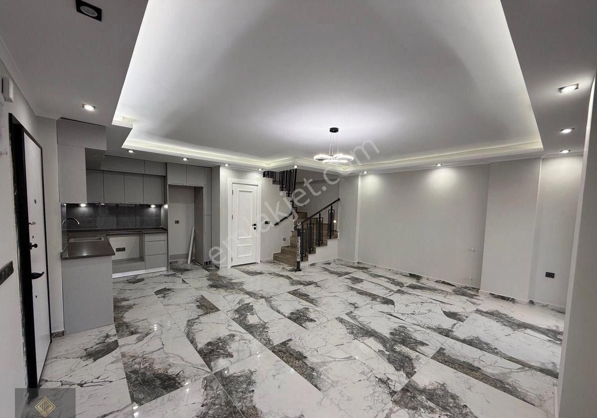 Didim’de Satılık 3+1 Müstakil Bahçeli Müstakil Girişli Ön Cephe Lüks Villa Fırsatı Önü Komple Açık - Görsel 2