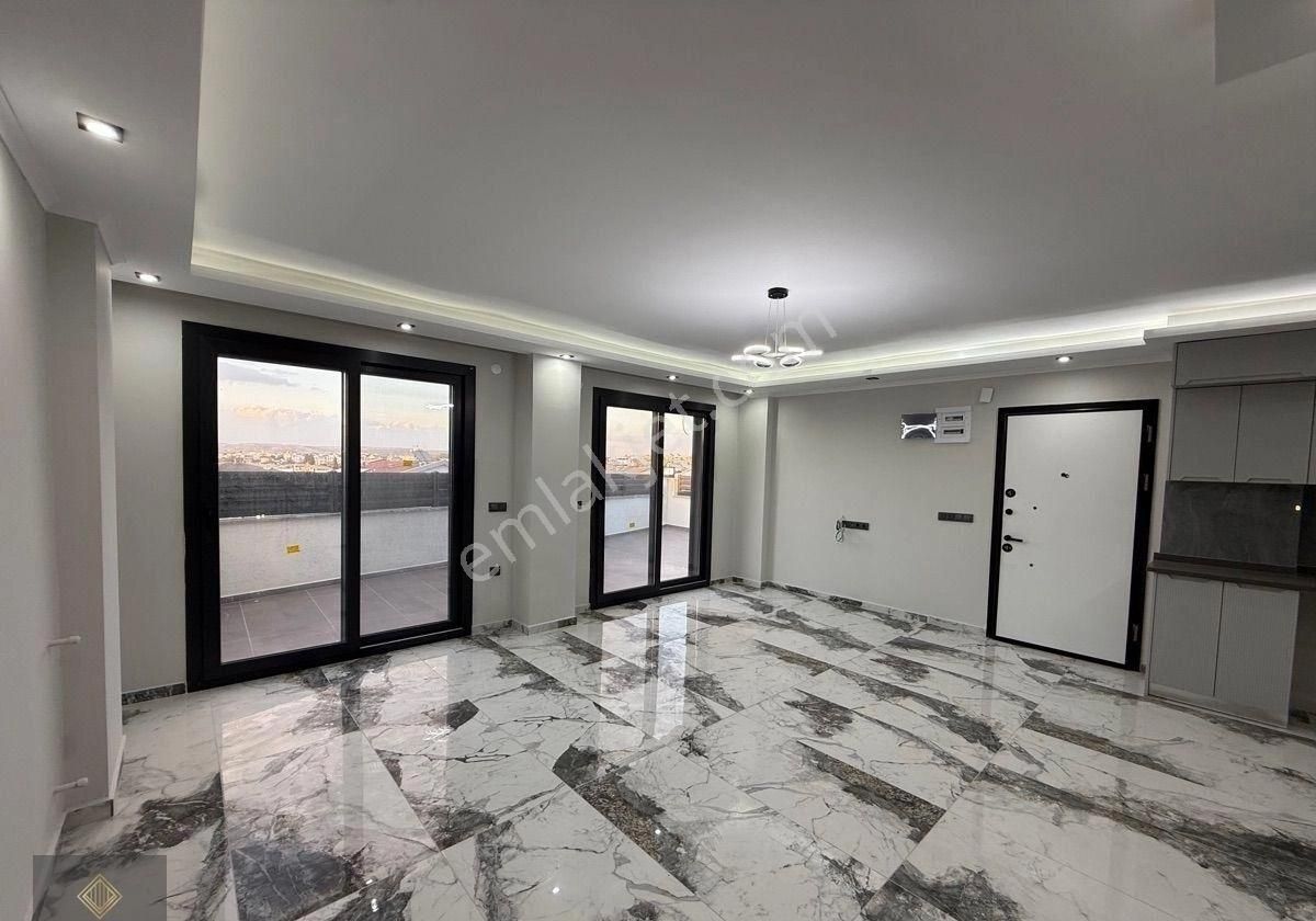 Didim’de Satılık 3+1 Müstakil Bahçeli Müstakil Girişli Ön Cephe Lüks Villa Fırsatı Önü Komple Açık - Görsel 3