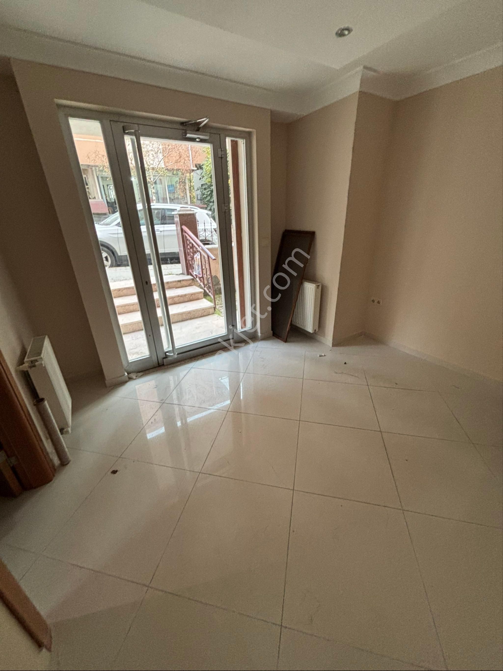 Merkez’de 3+1 Düz Giriş Kiralık Ofis-muayne Hane-büro - Görsel 15