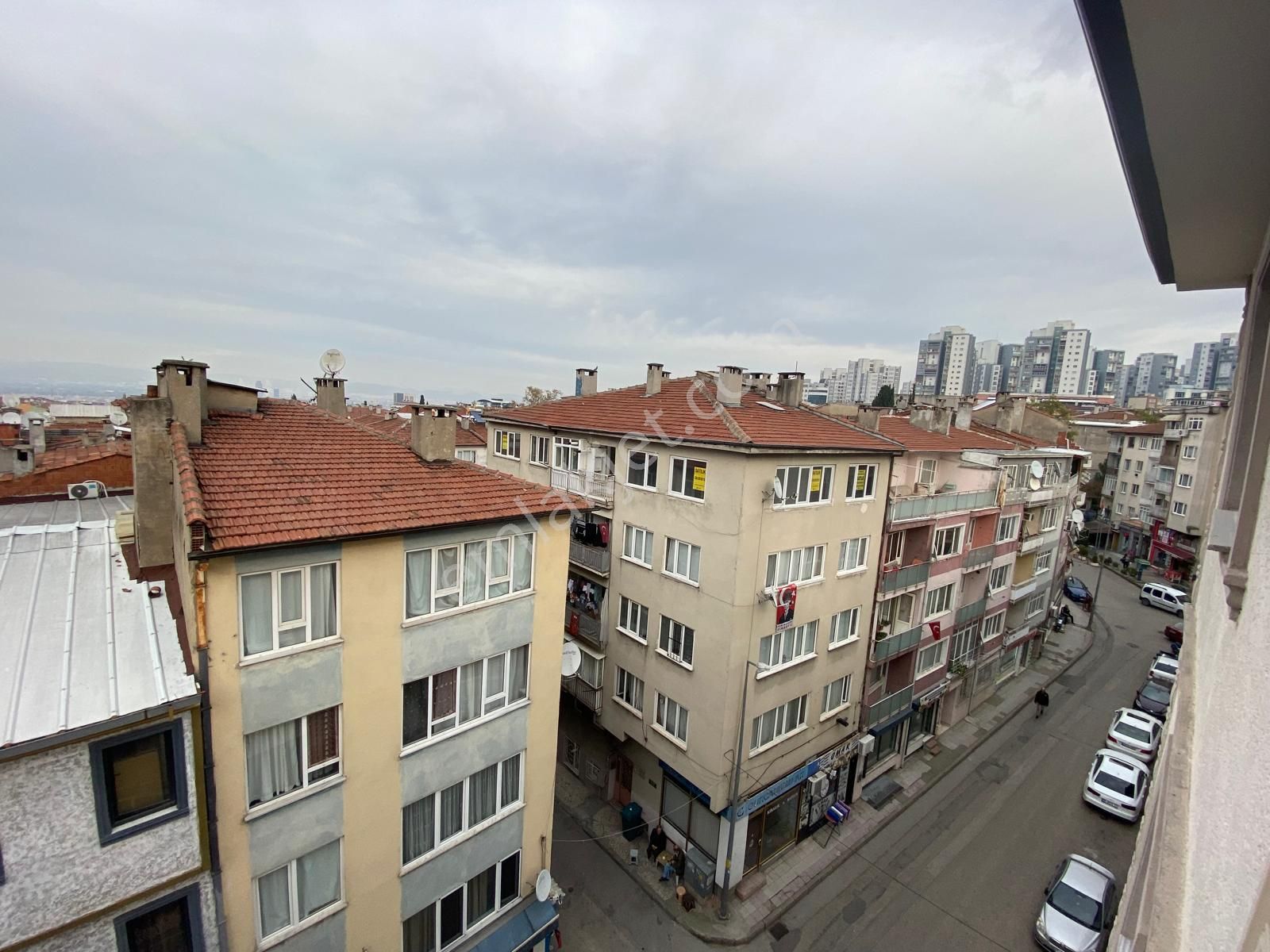 Osmangazi Şehreküstü’ne 5dk. Mesafede Asansörlü Otoparklı Daire - Görsel 5