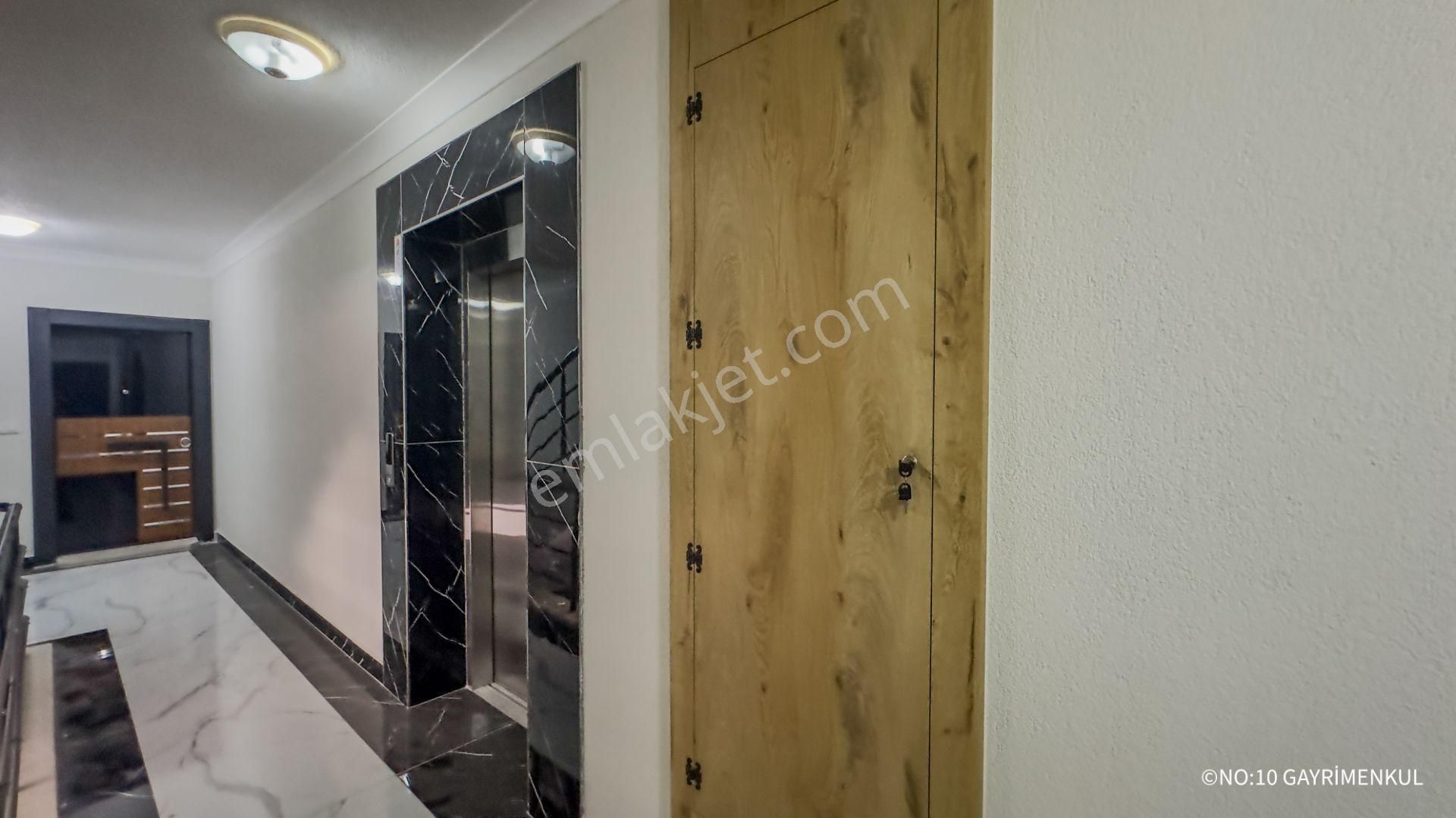 No:10 Gayrimenkul’den – Merkezi Konumda Cadde Üstü 3+1 Kiralık Daire - Görsel 3