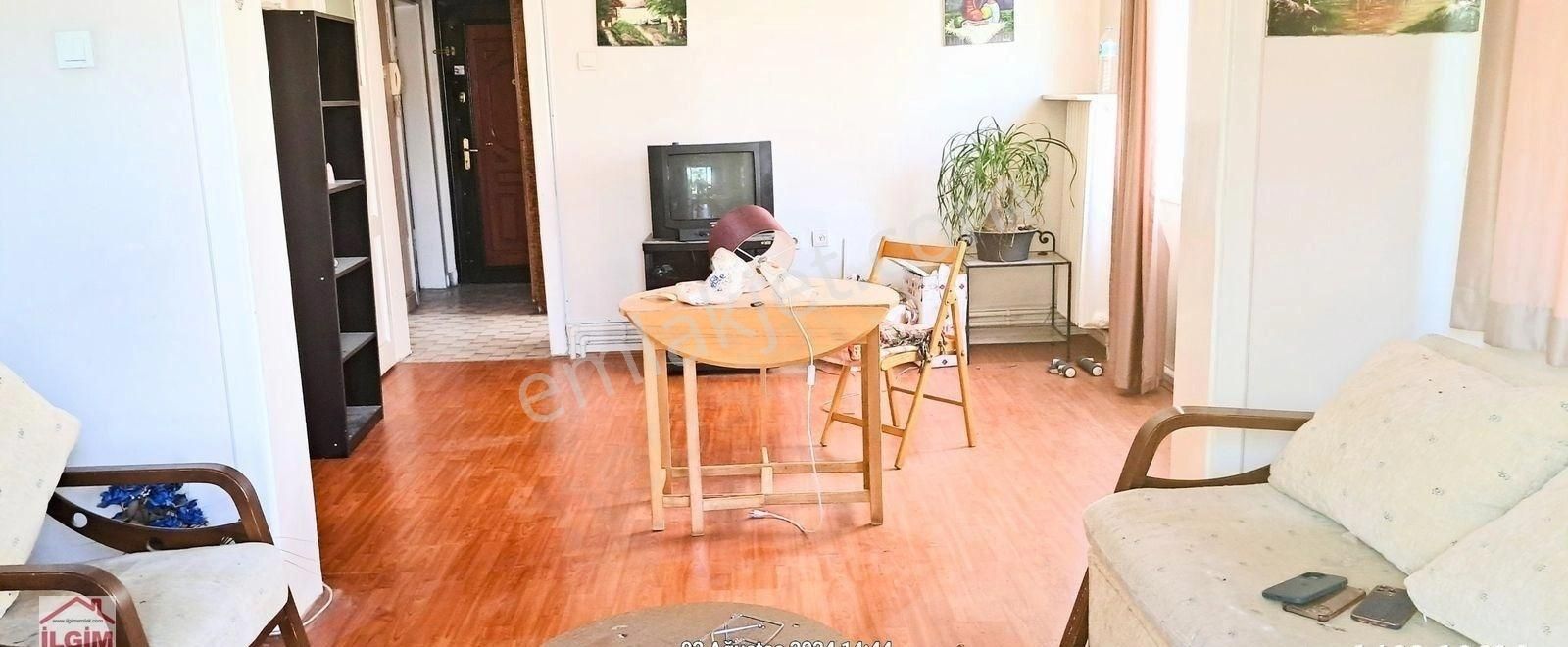 Gop Nenehatun Caddesinde 2+1 Kombili Kiralık Daire - Görsel 9