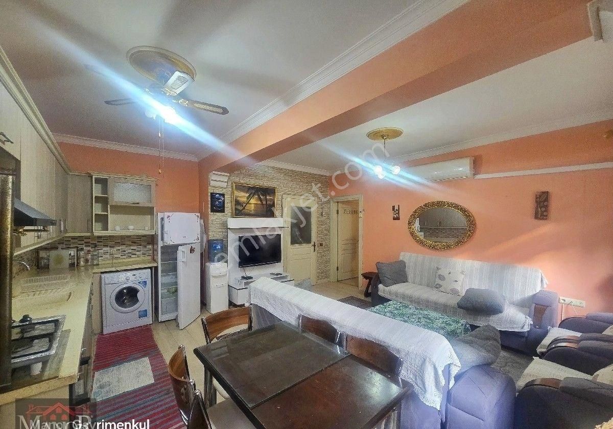 Kuşadası Merkezde 1+1 Eşyalı Havuzlu Sitede Satılık Bahçe Katı Daire - Görsel 15