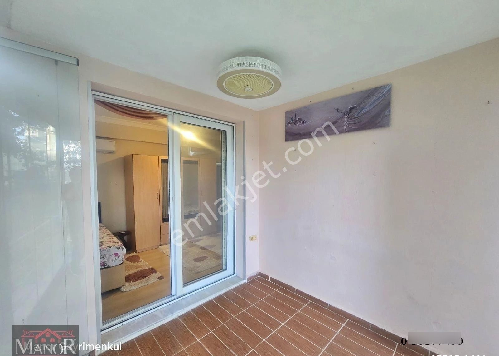 Kuşadası İkiçeşmelik Mah. 1+1 Geniş Bahçe Katı Daire - Görsel 11