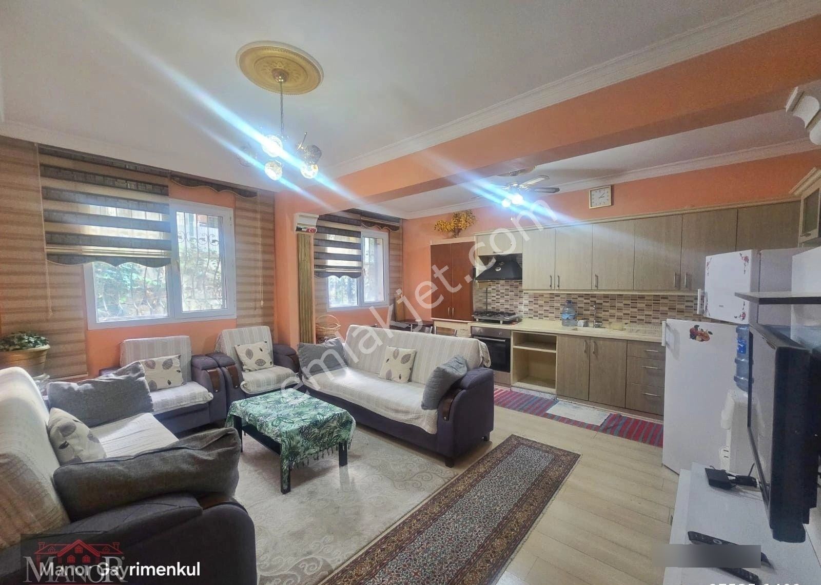 Kuşadası İkiçeşmelik Mah. 1+1 Geniş Bahçe Katı Daire - Görsel 17