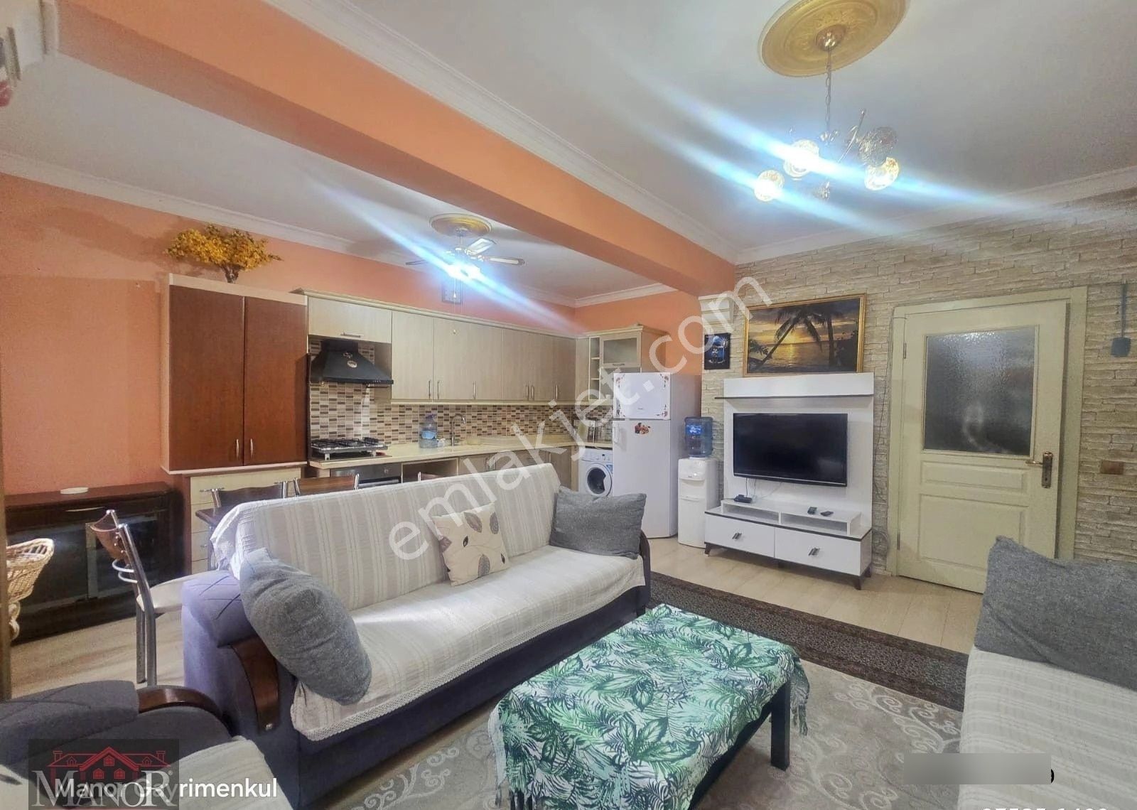 Kuşadası İkiçeşmelik Mah. 1+1 Geniş Bahçe Katı Daire - Görsel 7