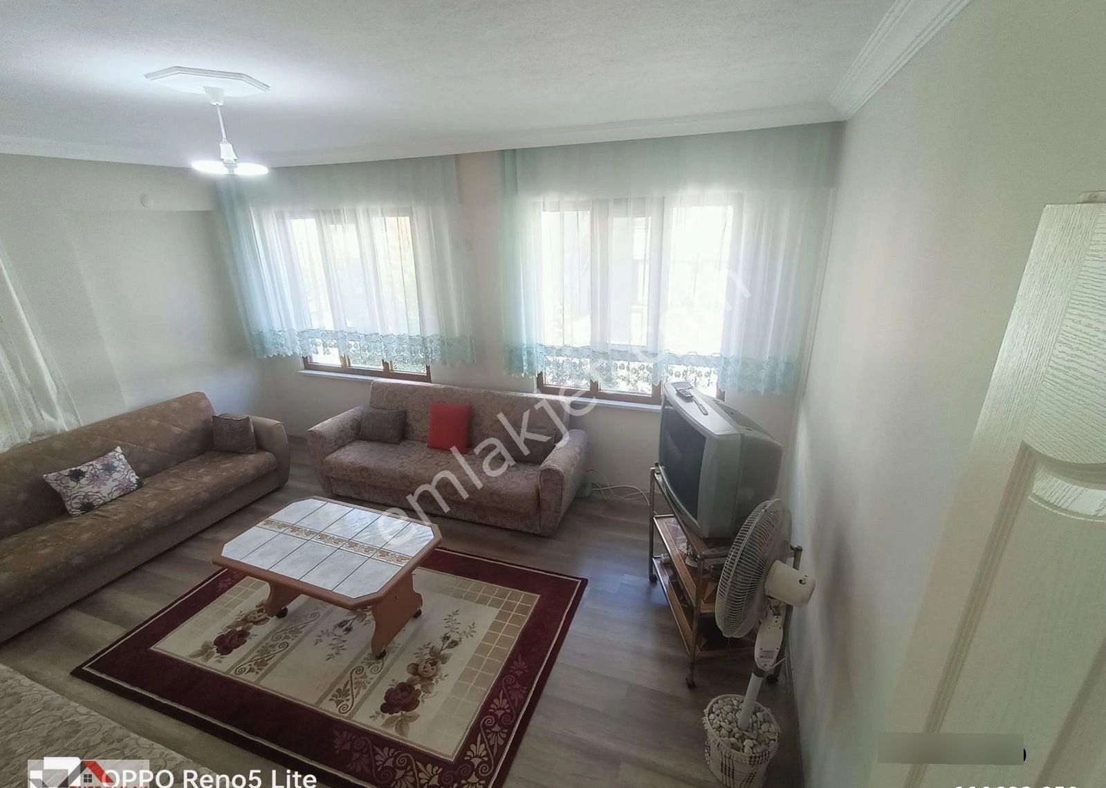 Edremit Altınkumda Buse Emlaktan 3+1 Eşyalı Kiralık Daire - Görsel 3