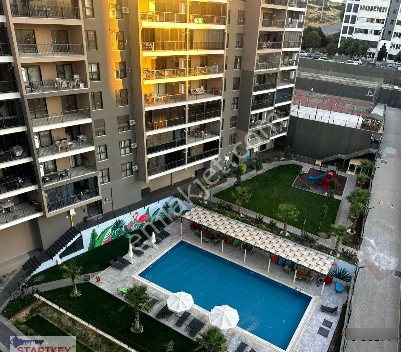 Gültekin Hills Sitesinde Havuz Cepheli 3+1 Satılık Lüks Daire