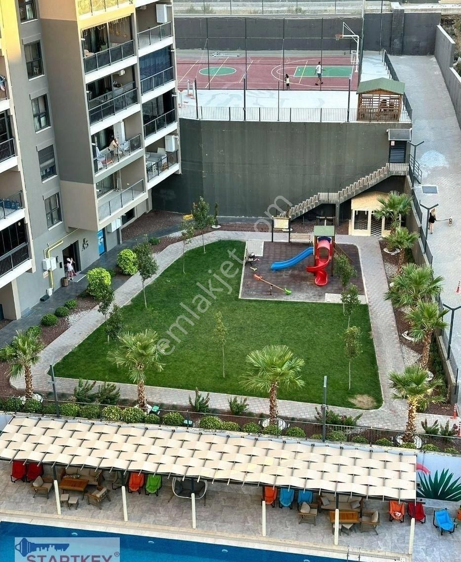 Gültekin Hills Sitesinde Havuz Cepheli 3+1 Satılık Lüks Daire - Görsel 34