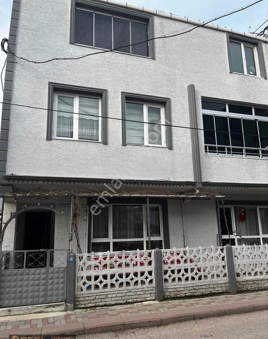 🏡 Real'den 100. Yıl Mahallesi’nde Cuma Pazarı’na Yakın 3 Katlı Müstakil Bina! - Görsel 11