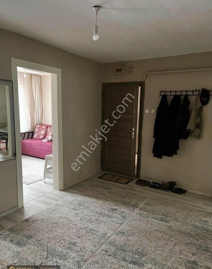 🏡 Real'den 100. Yıl Mahallesi’nde Cuma Pazarı’na Yakın 3 Katlı Müstakil Bina! - Görsel 18