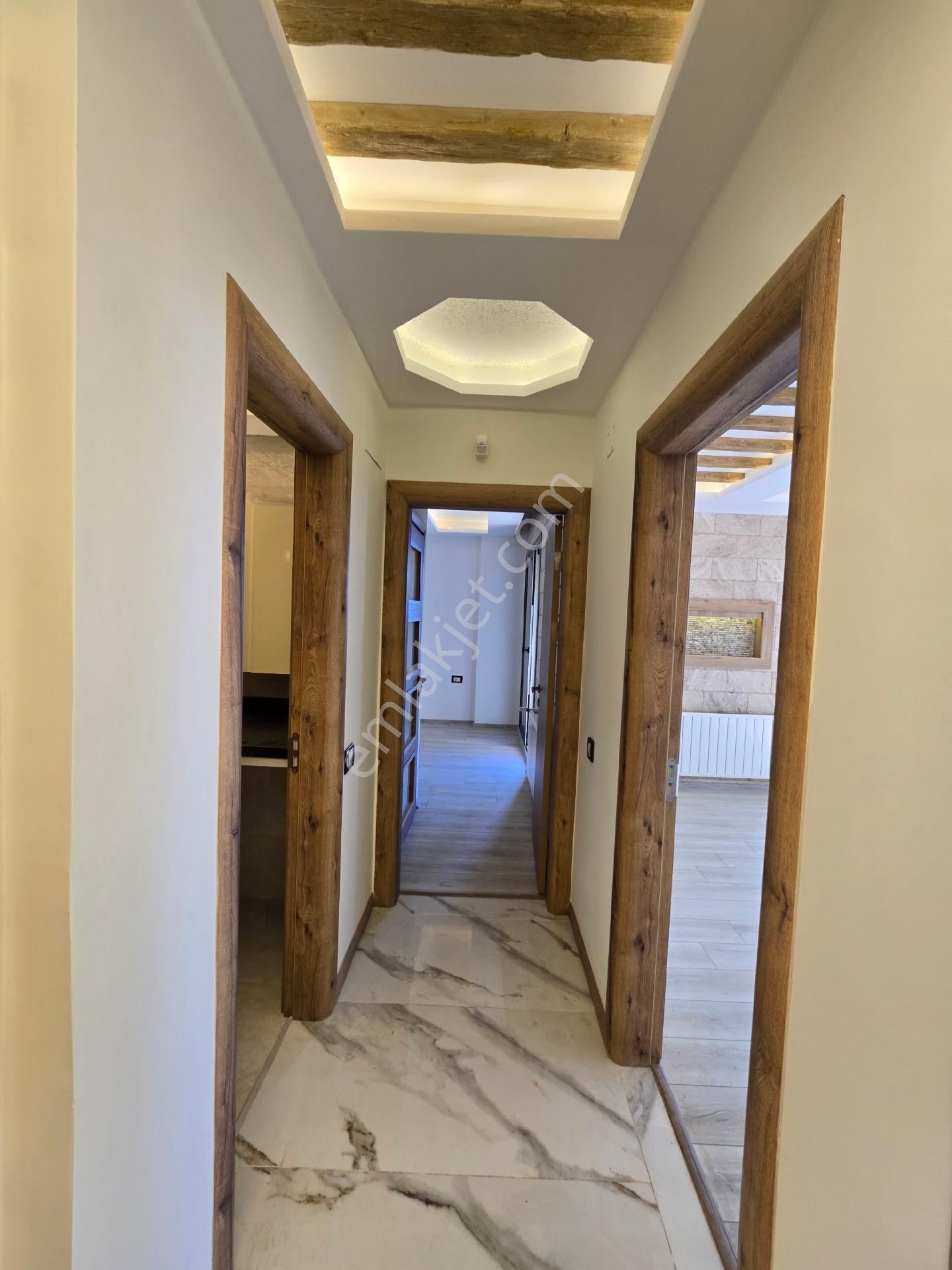 Kuşadasında Açık Kapalı Yüzme Havuz'lu 3+1 140m2 Deniz Manzaralı Lux Daire - Görsel 19