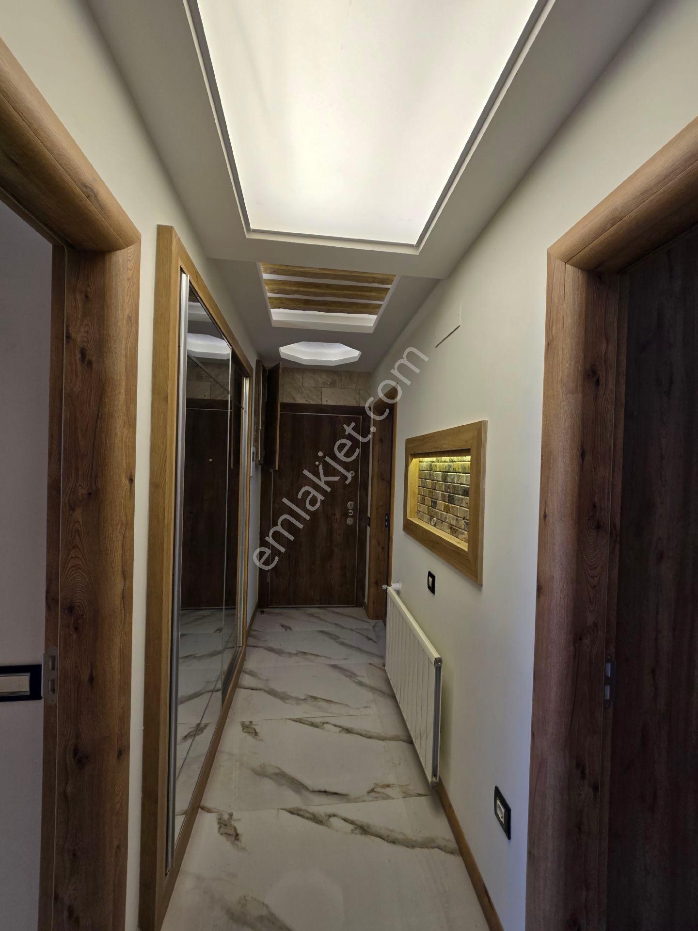 Kuşadasında Açık Kapalı Yüzme Havuz'lu 3+1 140m2 Deniz Manzaralı Lux Daire - Görsel 22