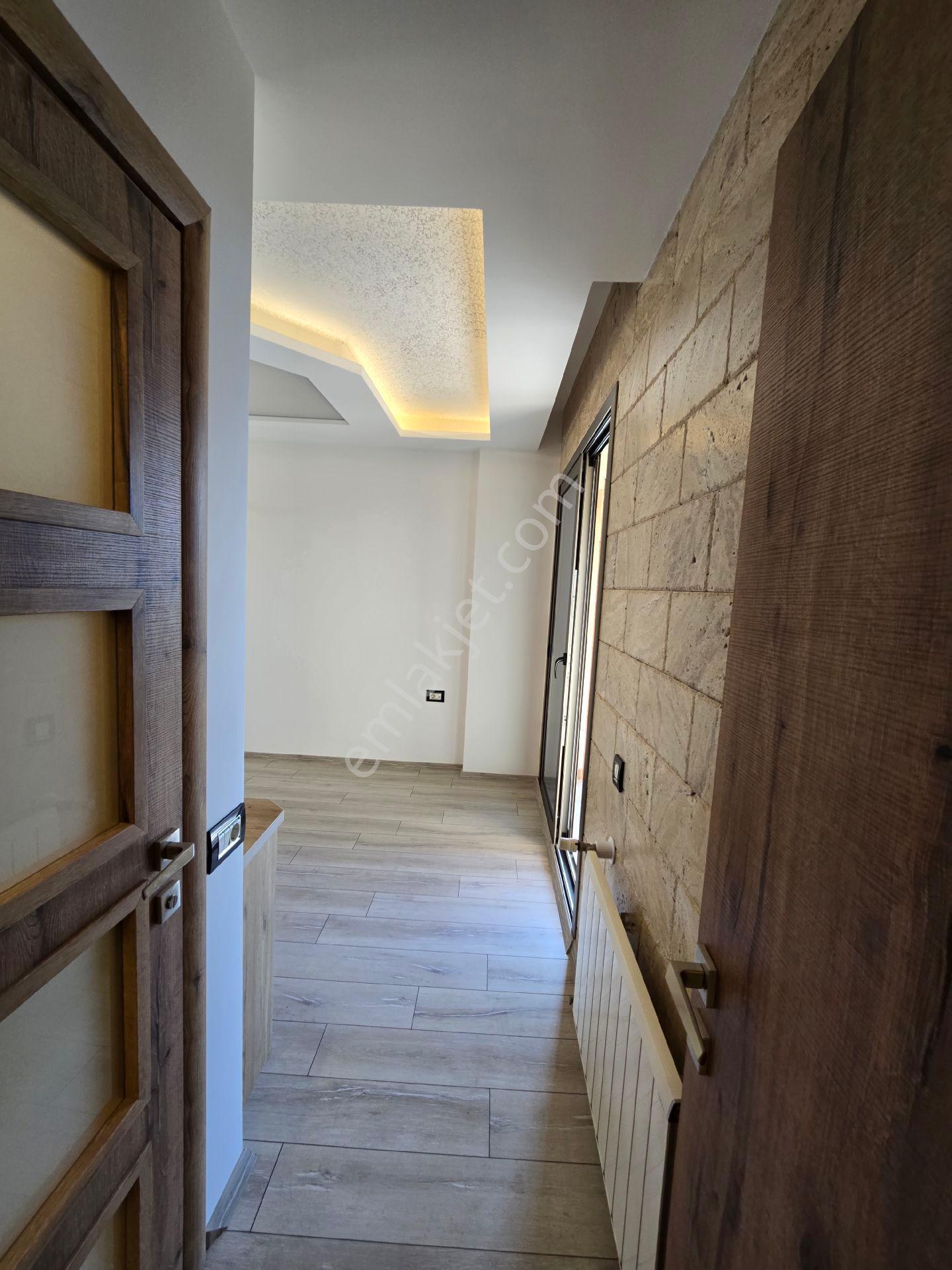 Kuşadasında Açık Kapalı Yüzme Havuz'lu 3+1 140m2 Deniz Manzaralı Lux Daire - Görsel 17
