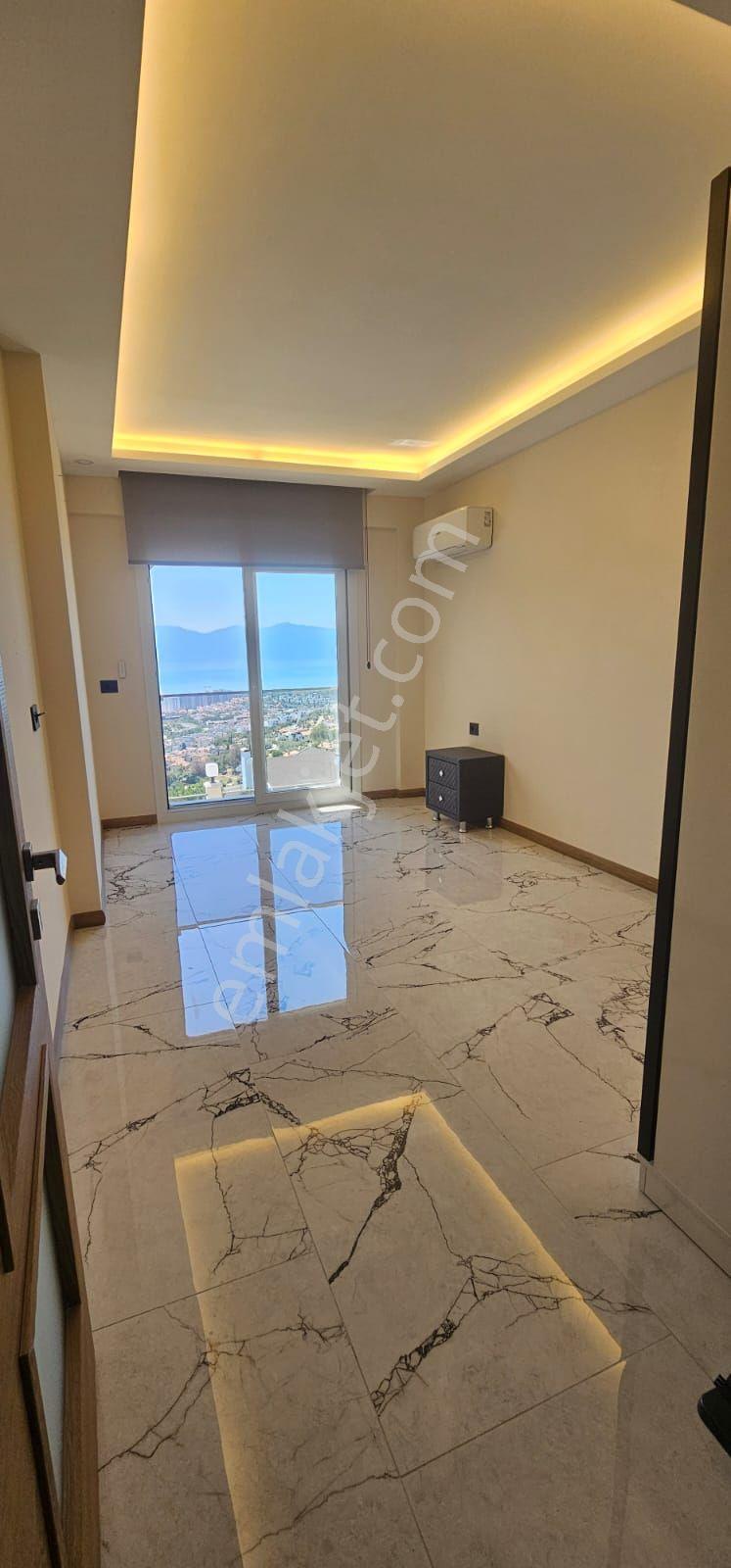 Kuşadasında Ultralux Elit Residansta 3+1 140m2 Deniz Manzaralı Lux - Görsel 23