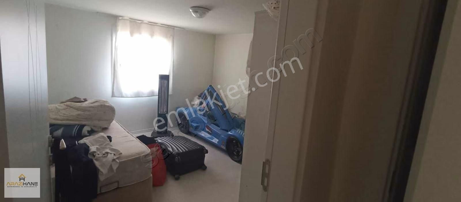 Satılık Çarşı Merkezde 2+1 Hacıilyasda Büyük Teraslı Daire - Görsel 5