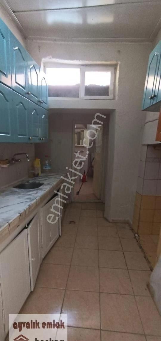 Ayvalık Merkezde Müstakilev - Görsel 2