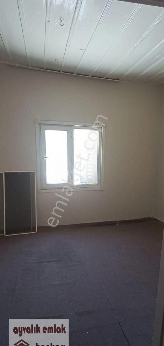 Ayvalık Merkezde Müstakilev - Görsel 18