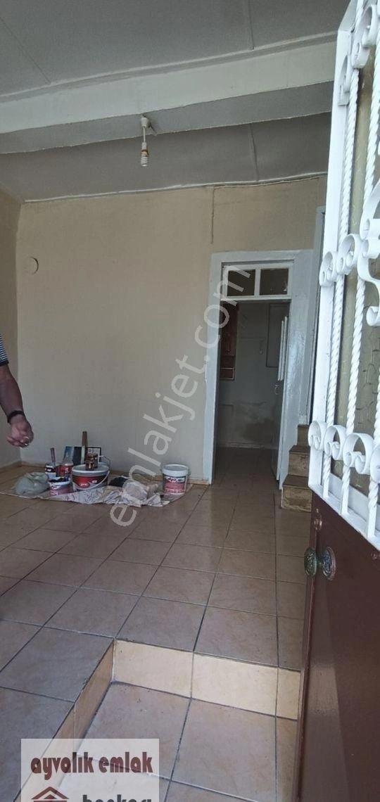 Ayvalık Merkezde Müstakilev - Görsel 14