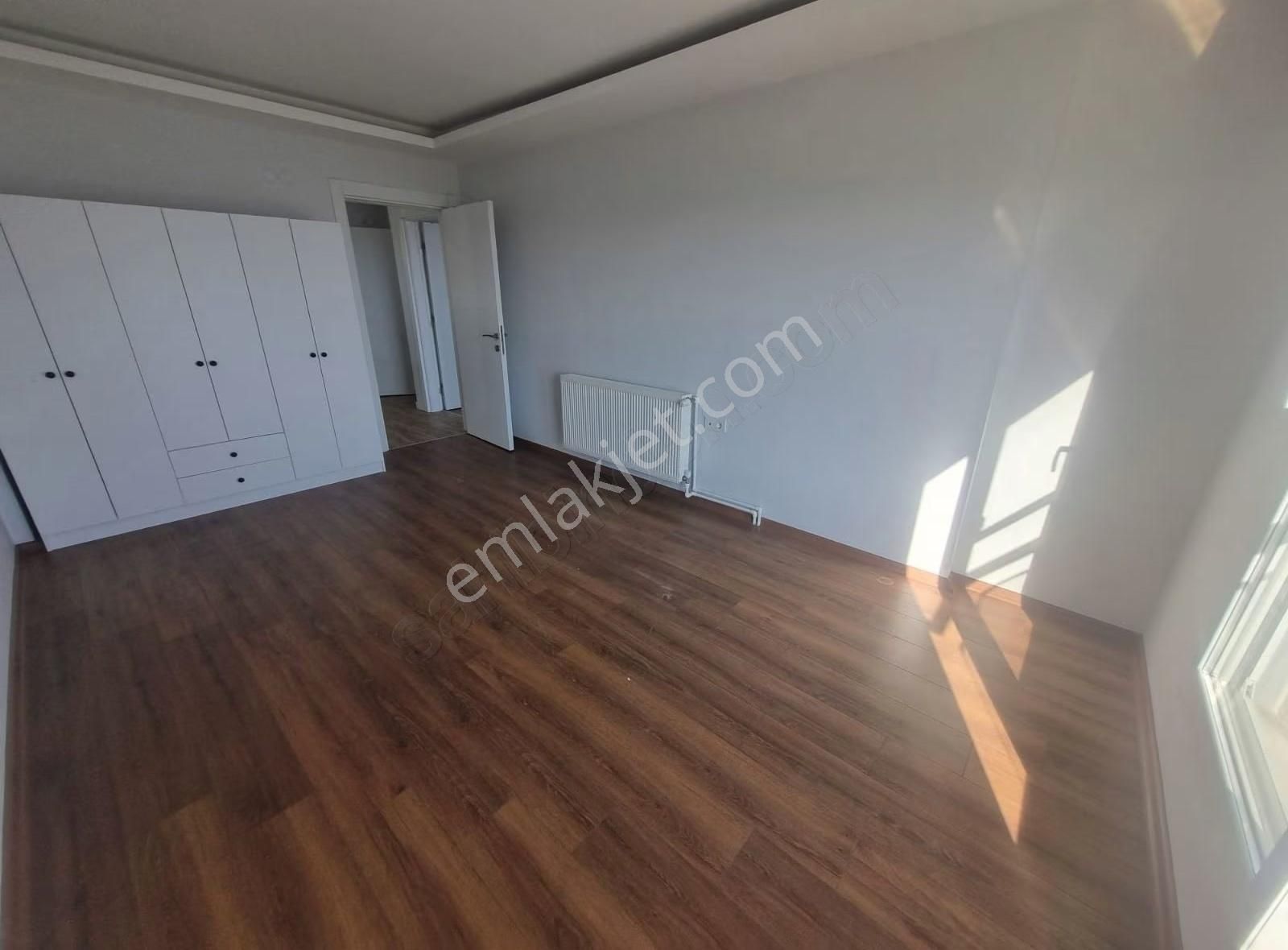 Yenifoça Donatkent'te Deniz Manzaralı Satılık Villa - Görsel 5