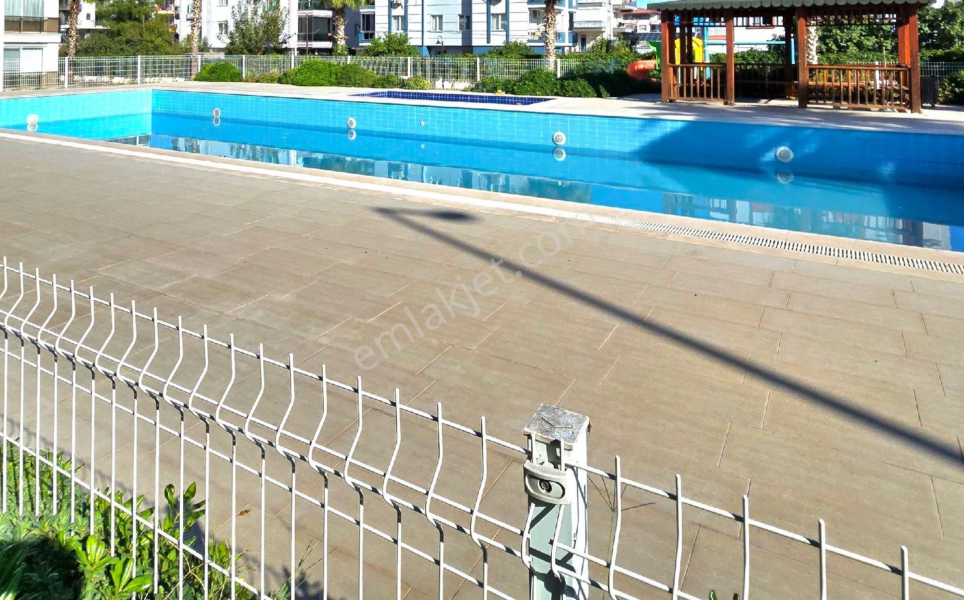 V.aydoğmuş'ta Ultra-lüx Havuzlu Site İçi 3+1 - Görsel 4