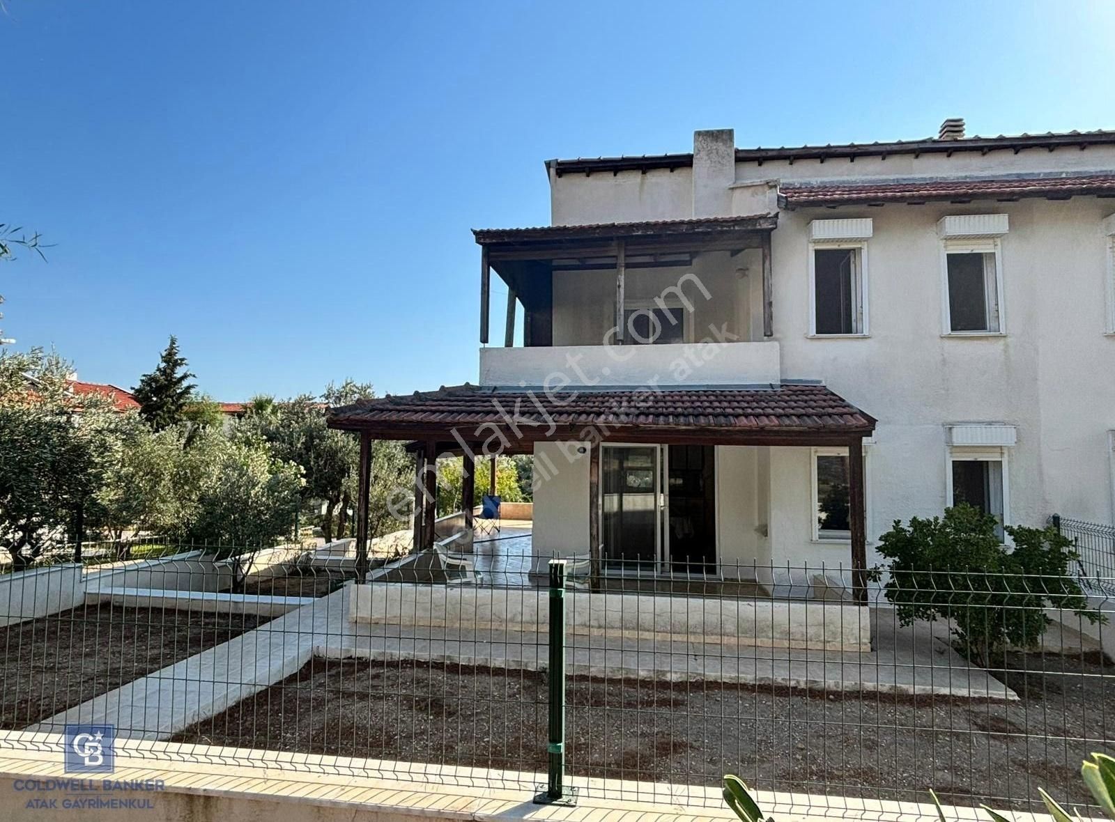 Urla İltur Sitesi'nde Satılık Fırsat Villa