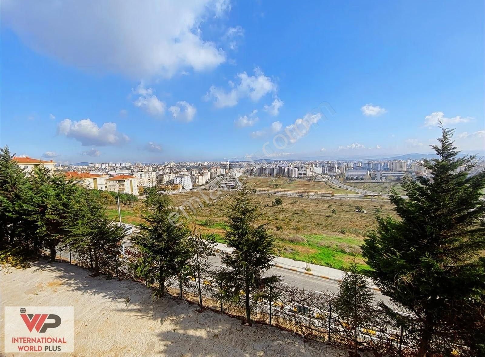 Merkezi Konumda Önü Açık 3+1 2 Balkonlu Daire - Andelip Sitesi - Görsel 15