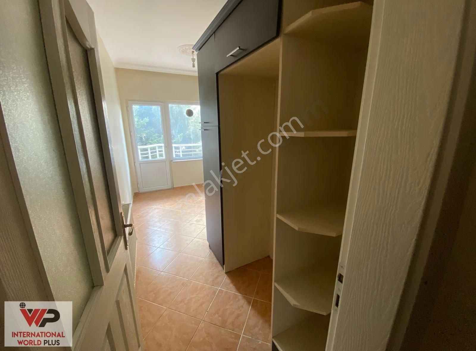 Merkezi Konumda Önü Açık 3+1 2 Balkonlu Daire - Andelip Sitesi - Görsel 6