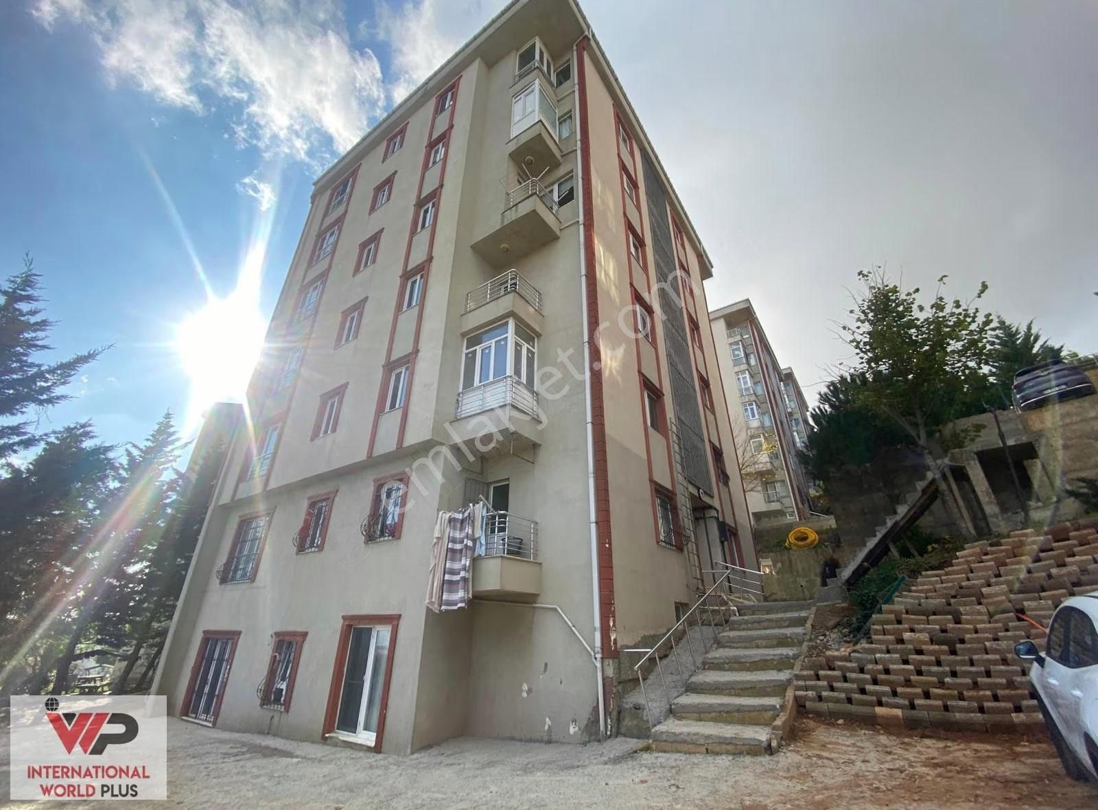 Merkezi Konumda Önü Açık 3+1 2 Balkonlu Daire - Andelip Sitesi - Görsel 11