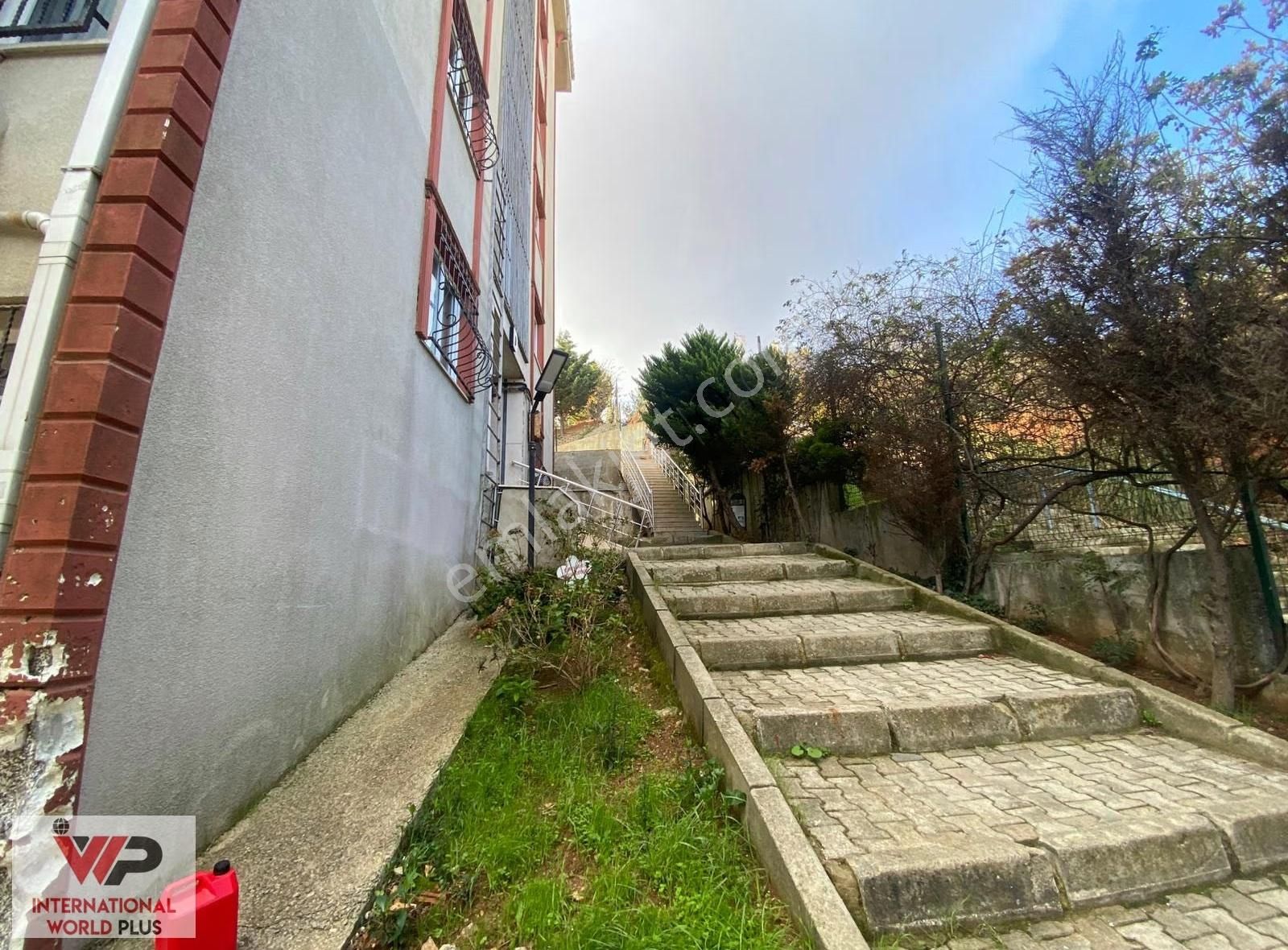 Merkezi Konumda Önü Açık 3+1 2 Balkonlu Daire - Andelip Sitesi - Görsel 13