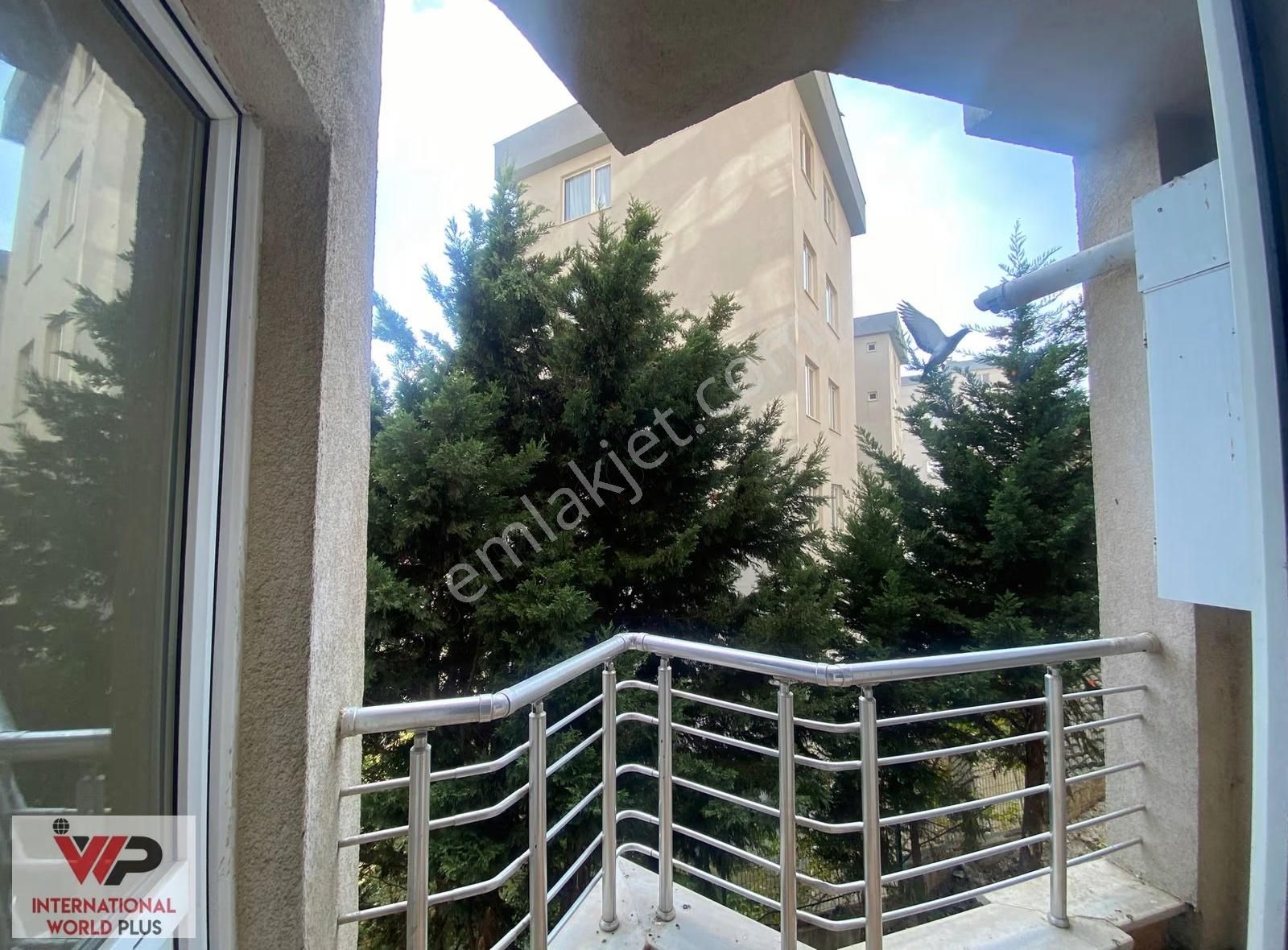 Merkezi Konumda Önü Açık 3+1 2 Balkonlu Daire - Andelip Sitesi - Görsel 7