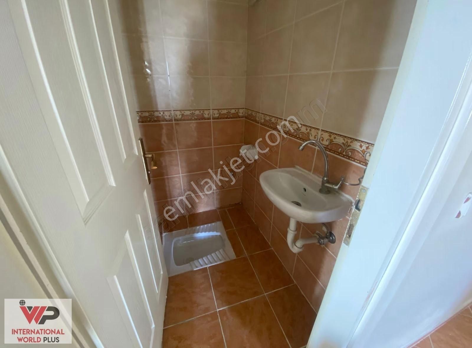 Merkezi Konumda Önü Açık 3+1 2 Balkonlu Daire - Andelip Sitesi - Görsel 9