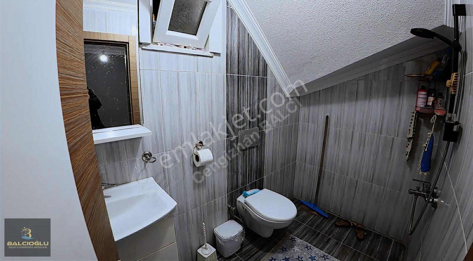 Balcıoğlundan Satılık Merkez Plajda İskanlı Bahçeli Hazır Villa
