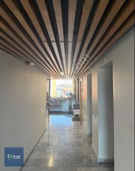 İstanbul Avcılar Merkez Marmara Caddesinde Kiralık 120 M2 Ofis - Görsel 6