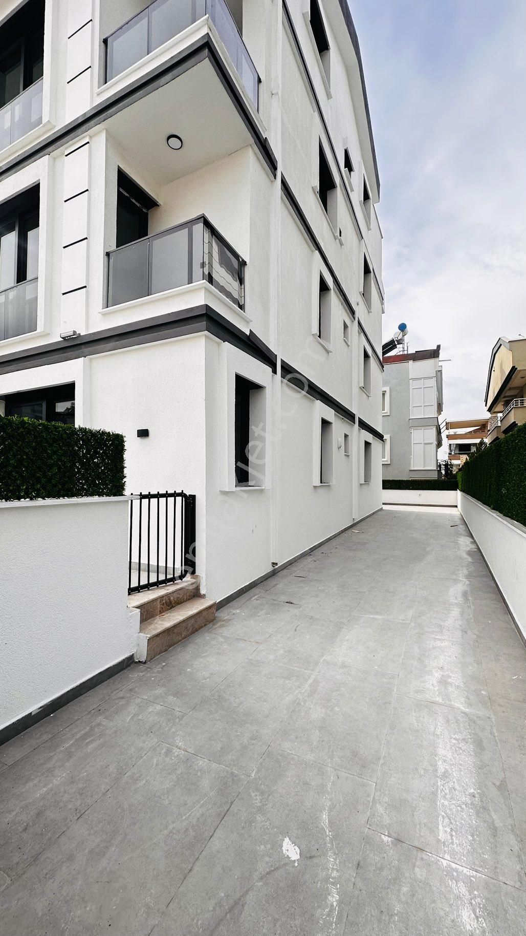 ❗️merkezde 1+1 Daire Sıfır Yapı Asansörlü Kapalı Otopark❗️