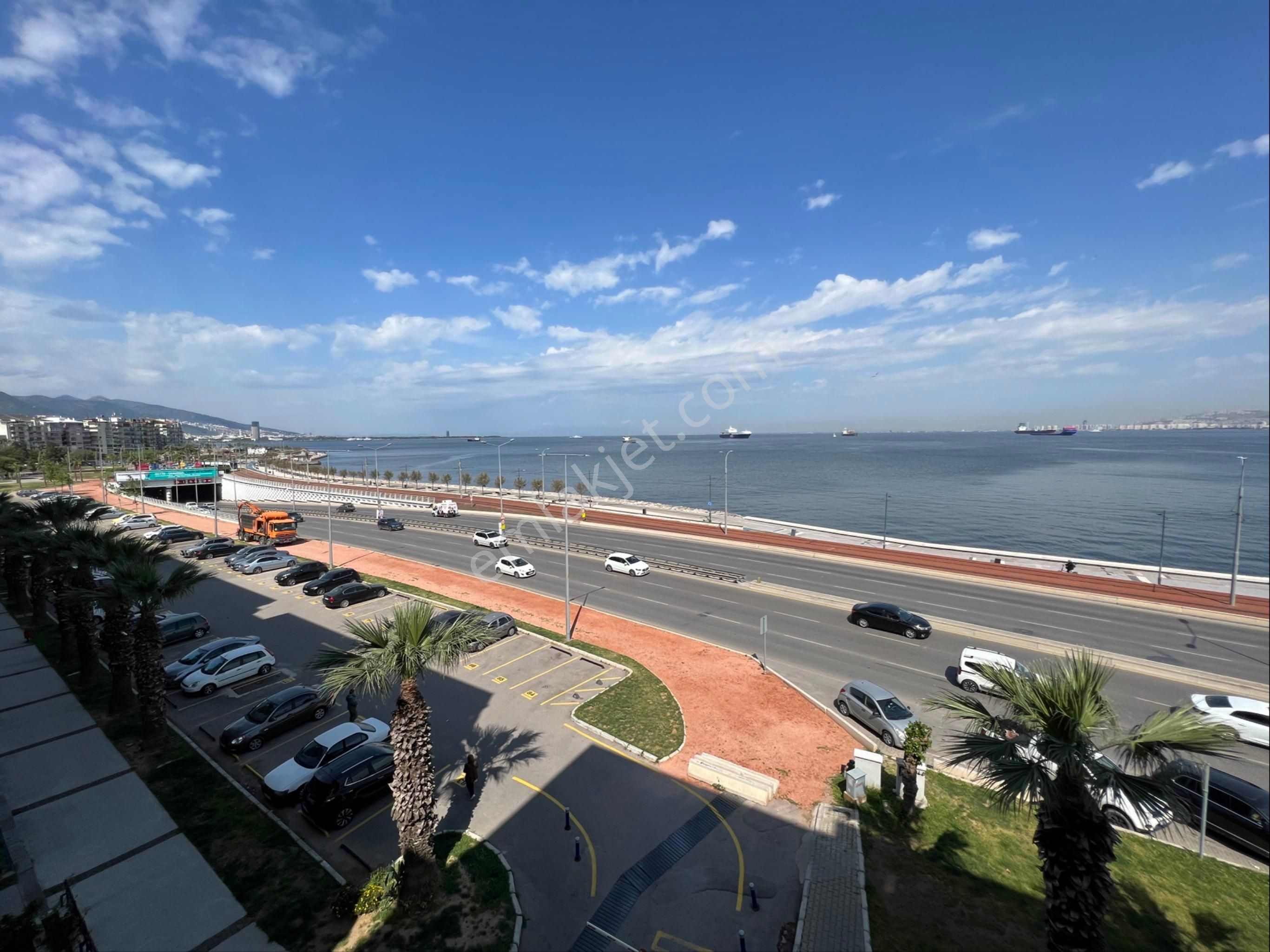 İzmir Konak Küçükyalı'da Asansörlü Ara Kat Çift Cephe 3+1 Yalı Dairesi - Görsel 34