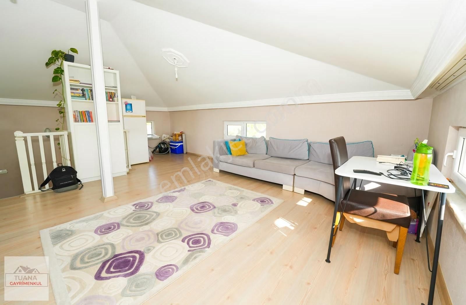 Tuana Emlak'tan Zeytinalanında 1330m² İçerisinde 4+1 Trplex - Görsel 3