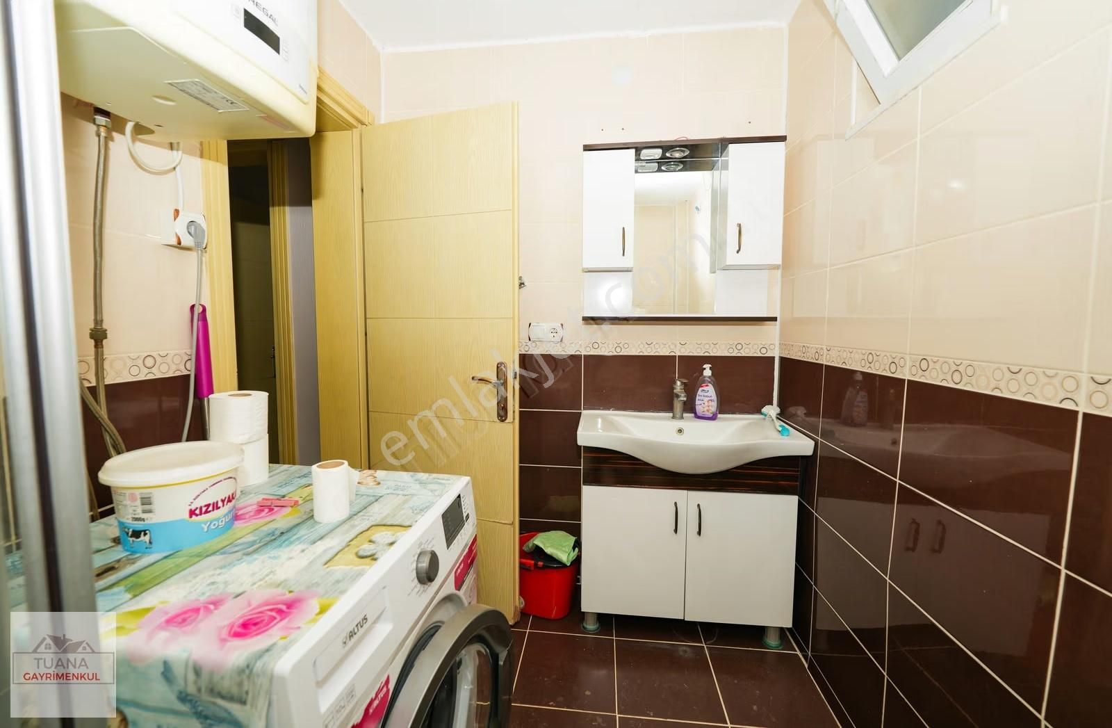 Tuana Emlak'tan Zeytinalanında 1330m² İçerisinde 4+1 Trplex - Görsel 21